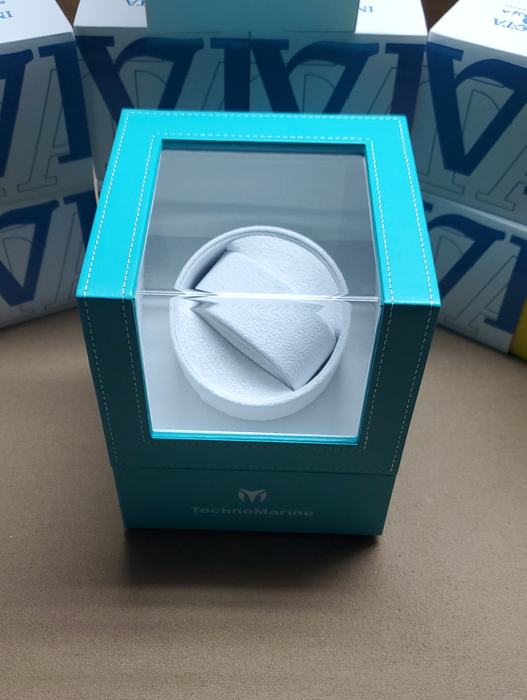 Technomarine Turquoise Single Watch Winder Display Case